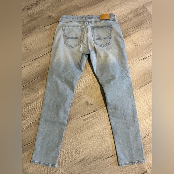 Hollister jeans ATHLETIC SKINNY HOLLISTER EPIC FLEX - Picture 2 of 4